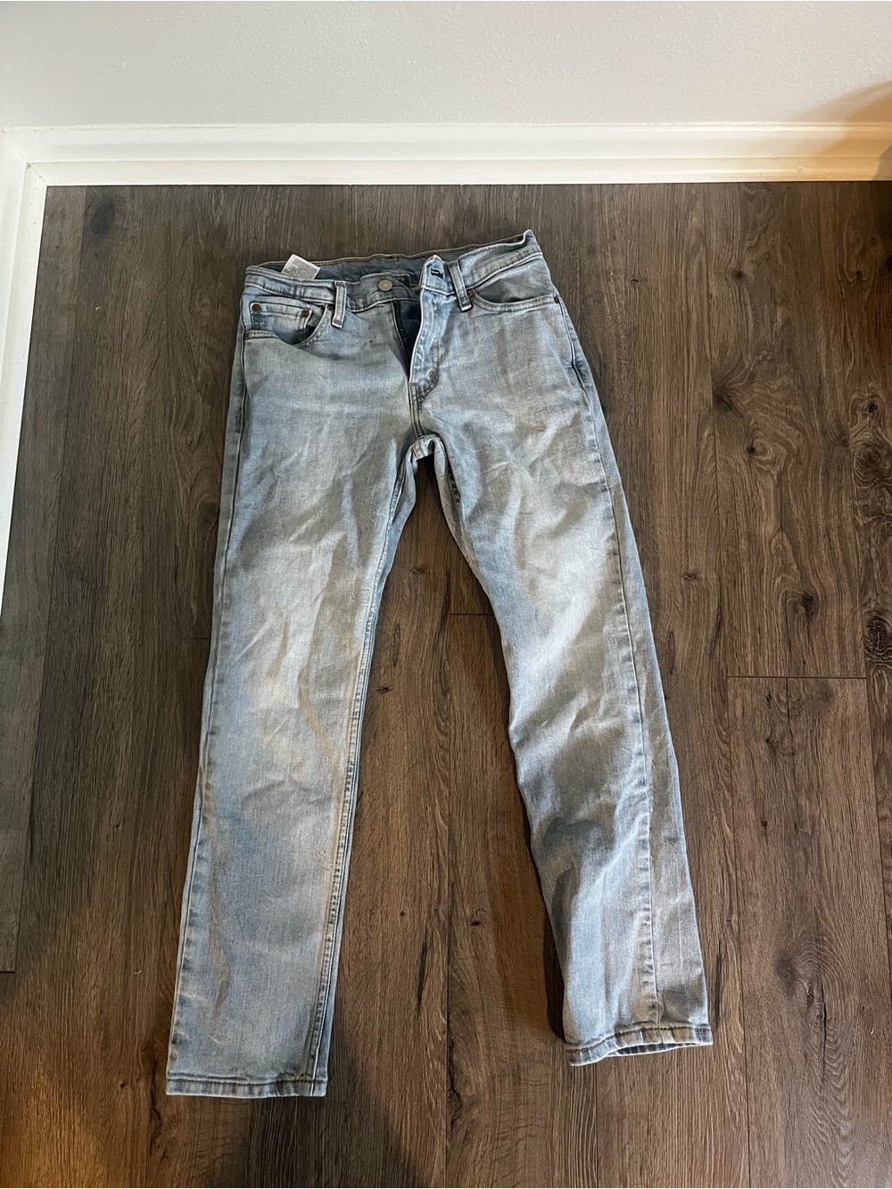 Classic Light Wash Jeans - Light Blue